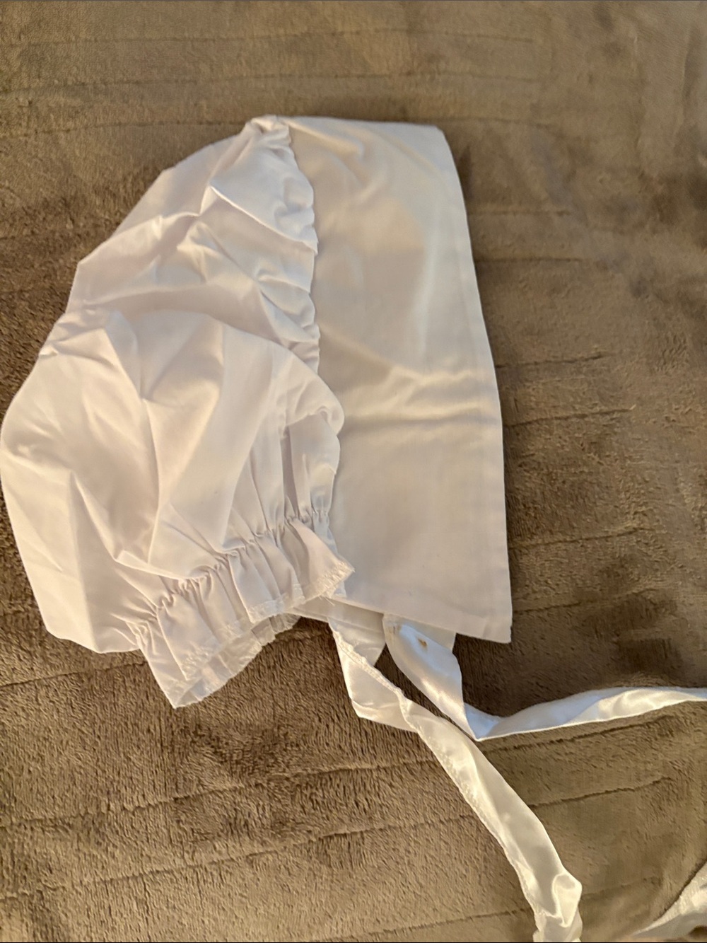 White Kids Bonnet - Classic Cotton Tie-Back-pilgrim or western bonnet